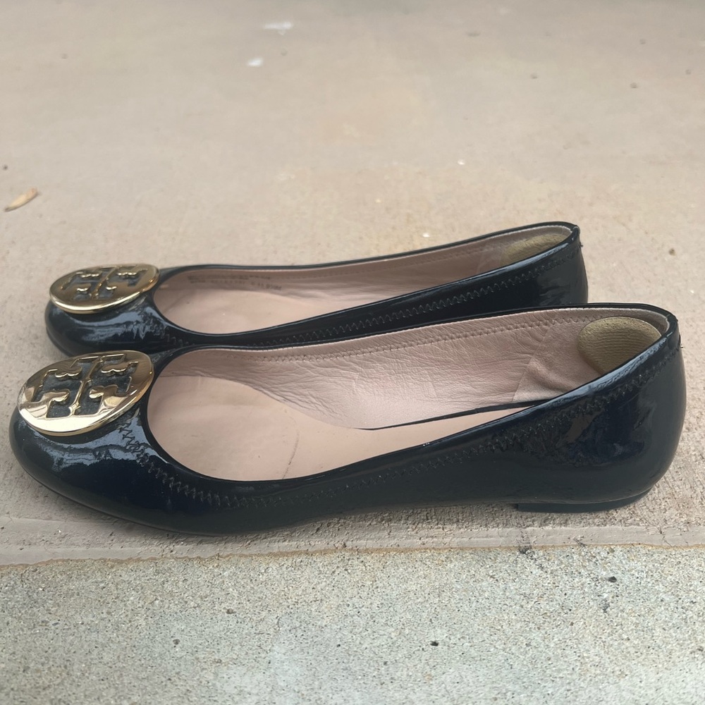 Tory Burch Reva Ballet Flats in Black with Gold Emblem - Picture 5 of 6